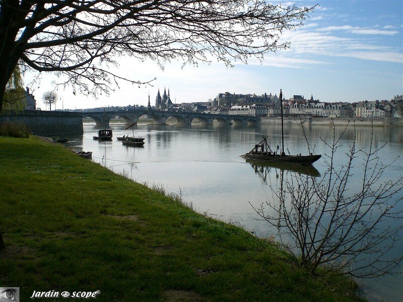 Le Pont Jacques Ange Gabriel à Blois