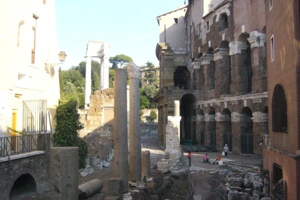 roma teatroi Marcello 2