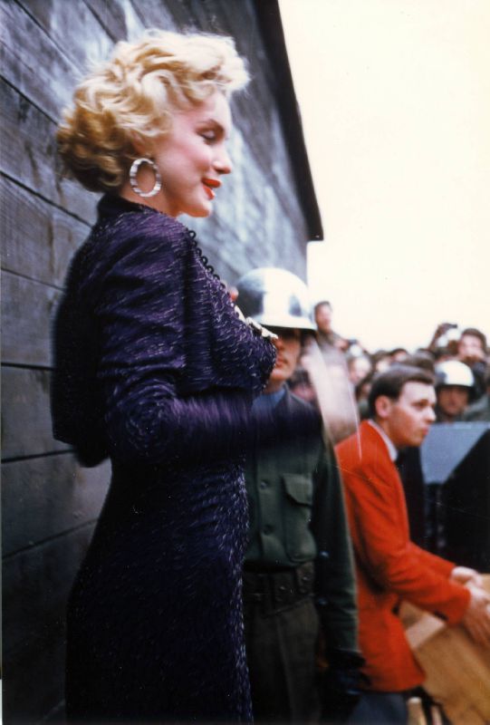 1954-02-18-korea-2nd_division-dress_purple-010-1