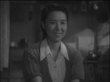 a_Yasujiro_Ozu_A_Hen_in_the_Wind_Kaze_no_naka_no_mendori_DVD_Review_PDVD_001