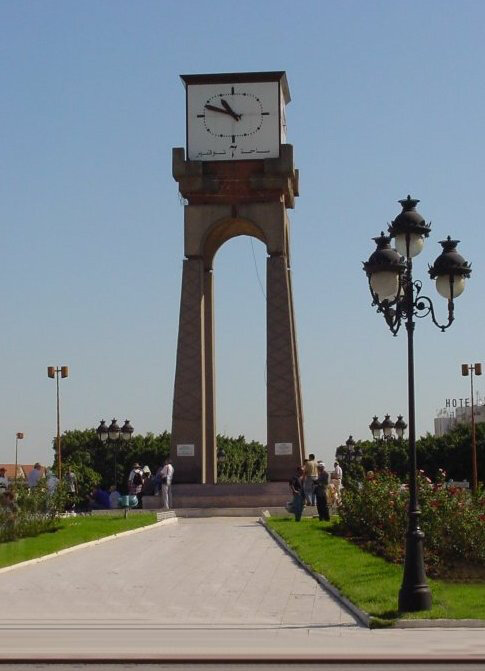 Tunisie Tunis Avenue Bourguiba Horloge 1