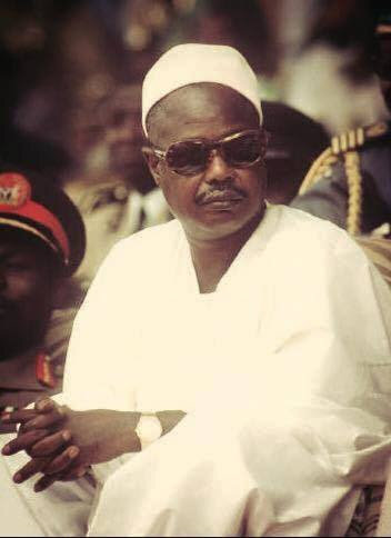 Ahmadou-Babatoura-Ahidjo-né-le-24-août-1924-à-Garoua-mort-le-30-novembre-1989-à-Dakar-Sénégal