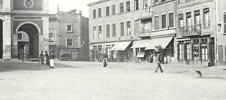 place de la Halle gros plan