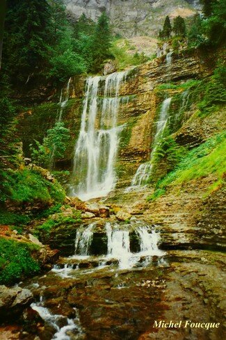 1894) cascade en chartreuse