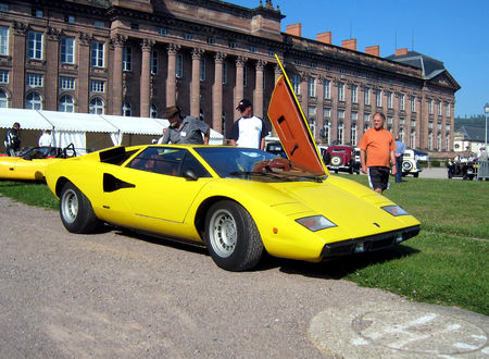 Lamborghini_countach_LP400_de_1976_02