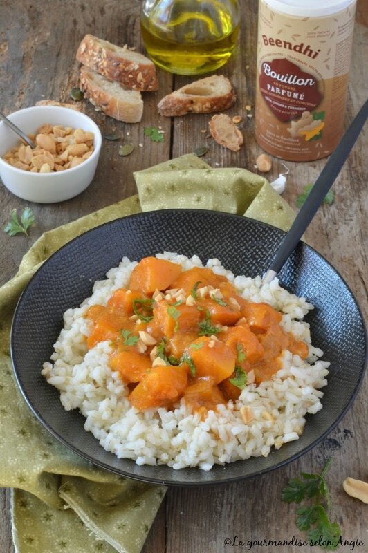 curry de butternut à la cacahuète et coco vegan 1