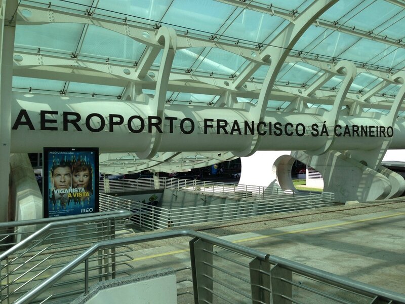 Aéroport de Porto. Francisco Sà-Carneiro