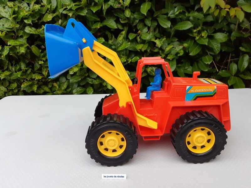 JB 006701