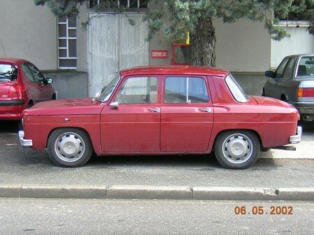 Renault8_3