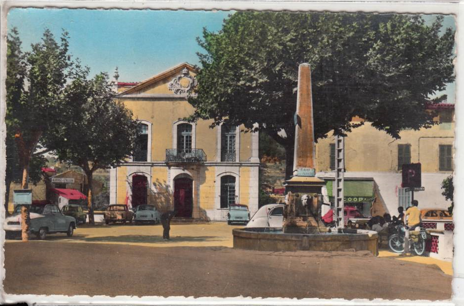 Place de la Mairie-Années 60-70