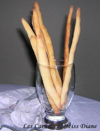 Pailles_au_fromage_2