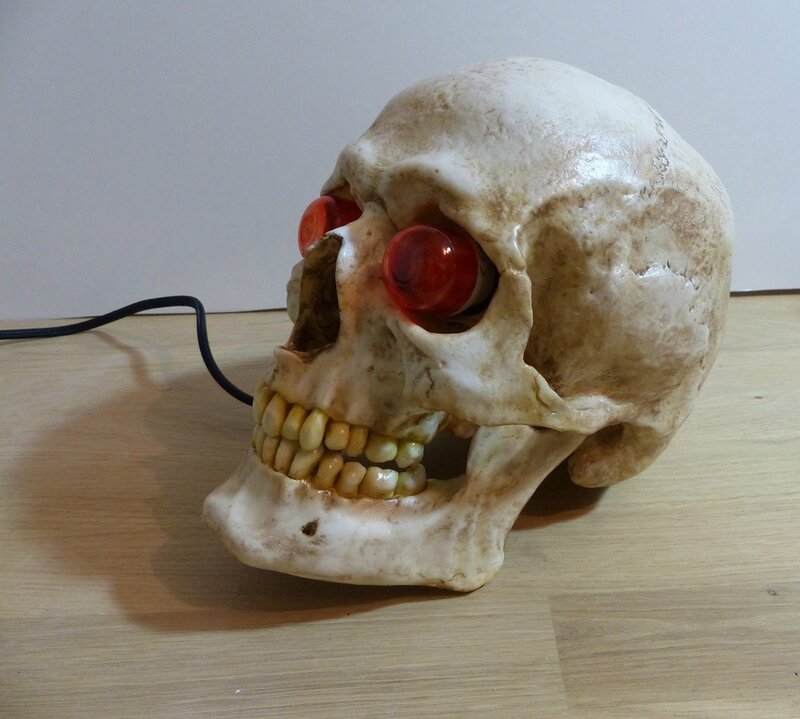 18-crane-humain-moule