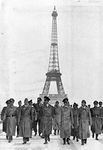 Hitler place du Trocadéro (230640)