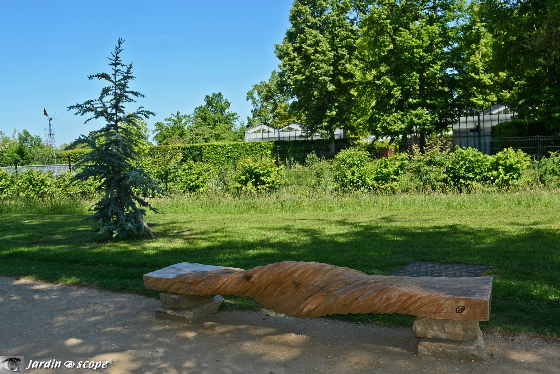 Banc à torsion - sculpture de Marc Nucera