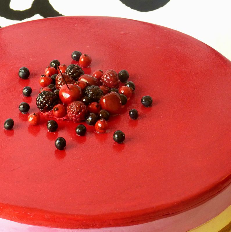 Entremet fruits rouges