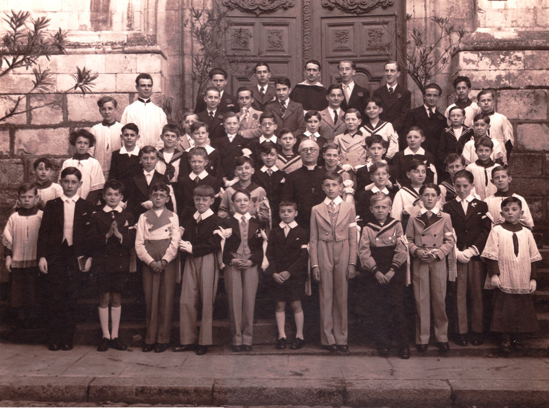 Groupe d'élèves d'une école privée vers 1935-36