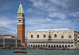 (Venice)_Doge's_Palace_and_campanile_of_St