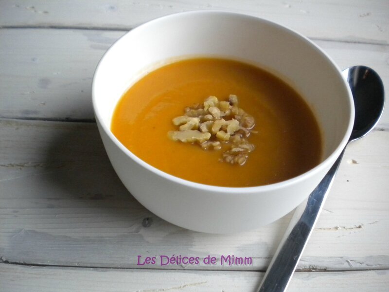 Velouté de patates douces aux noix 4