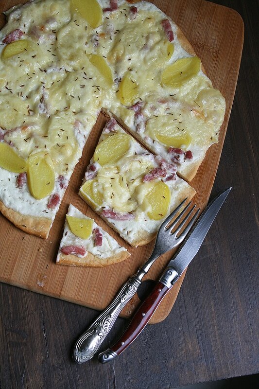 Pizza Raclette - Que faire avec reste raclette Passion culinaire