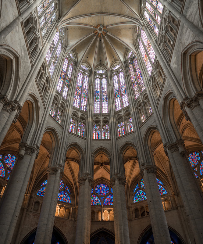Beauvais_interior_catedral