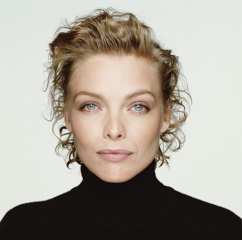 1988-michelle_pfeiffer_by_terry_neill-3a-1