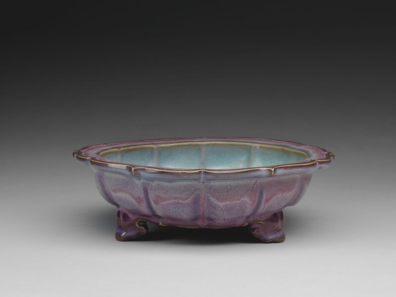 Lobed Basin with Bracketed Foliate Rim and Three Cloud Scroll Feet, Ming dynasty, 1368-1644