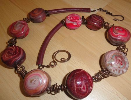 collier_mi_long_pate_polymere_cuivre_patine_fait_main___hamdmade_polymer_clay_necklace_antiqued_copper