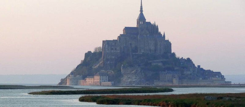 6657-mt_st_michel_vue_depuis_le_barrage_-r_e