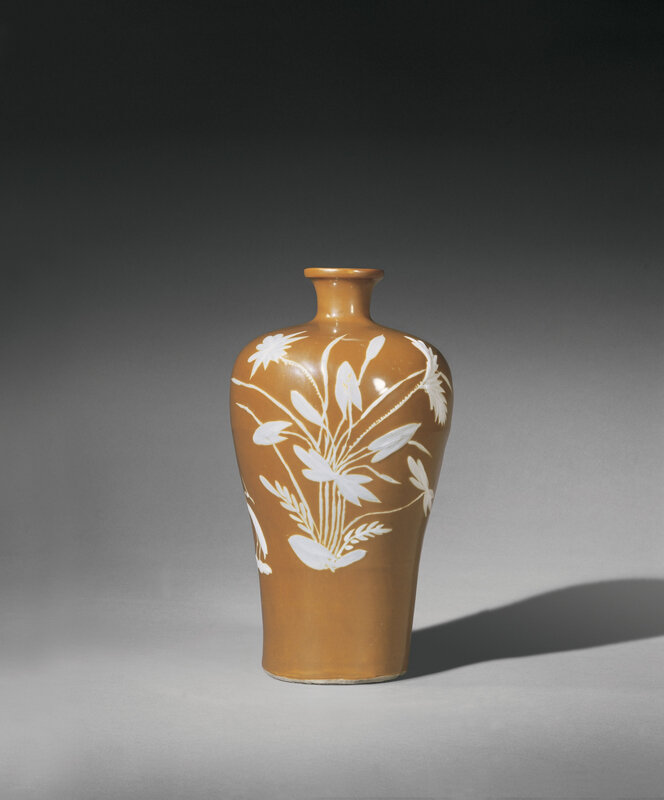 A brown-glazed slip-painted vase, meiping, Ming dynasty, 17th century