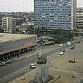 Luanda, la perle de l'Afrique (8/26). Au cœur de Luanda, la place Kinaxixi.