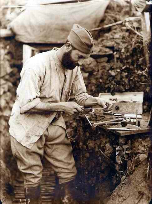 Fabrication de bagues Argonne 1915