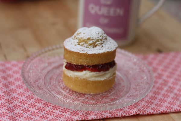 mini victoria sponge cake blog chez requia cuisine et confidences