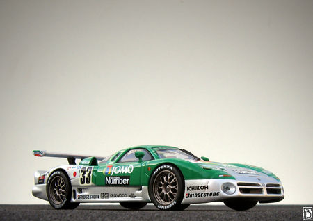 NissanR390GT1_01