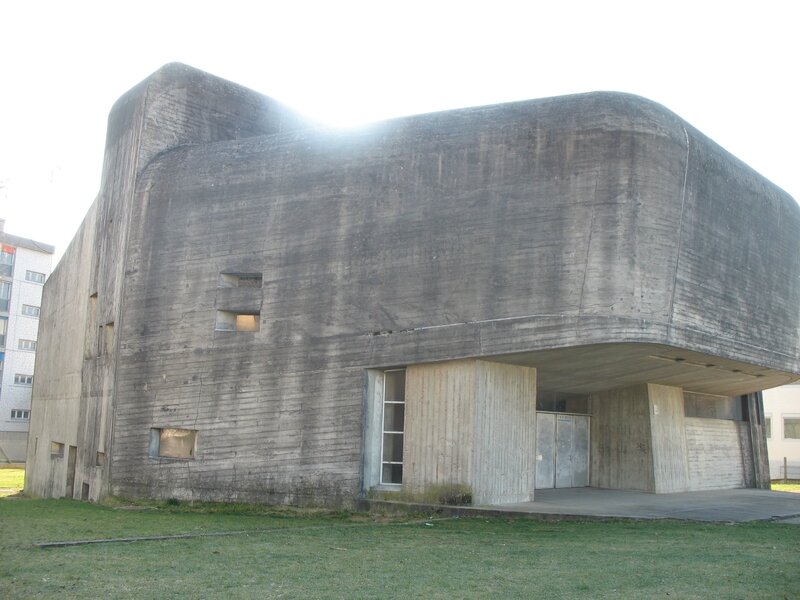 Nevers, église Sainte-Bernadette (58)