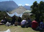 un_camp_de_nomades_sur_les_montagnes__