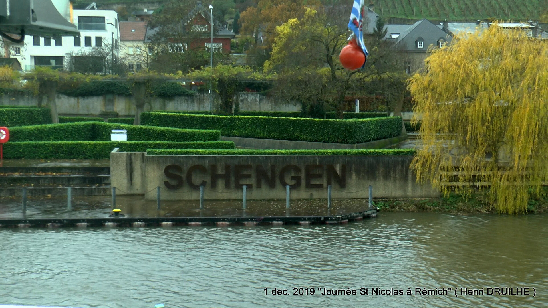 Still1203_00187