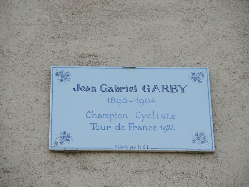 Nevers, quai des Mariniers, plaque Garby (58)