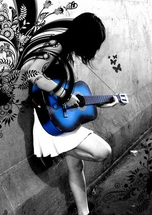 Blue_Guitar_by_mysticblu3