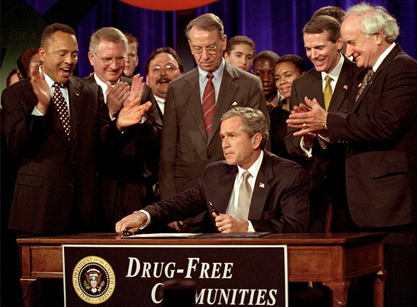 2022-11-27 16_03_03-20011214-2