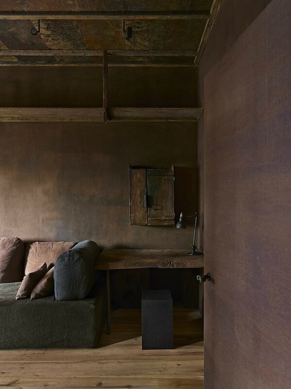 TriBeCa-Penthouse-Inspired-by-Wabi-Sabi-The-Art-Of-Imperfection-2