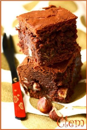 Brownie de compet’ à la crème de noisette et au parfum d’orange douce recettes Un brownie vegan, pour arrêter de penser à sa ligne.
