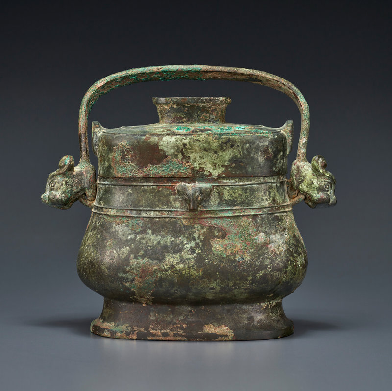 2022_NYR_20594_0718_001(a_bronze_ritual_wine_vessel_and_cover_you_early_western_zhou_dynasty_1042637)