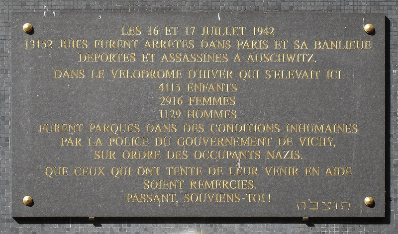 Rafle_du_Vel_d'Hiv_jardin_du_souvenir_plaque