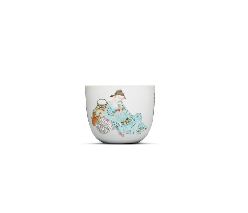 2014_HGK_03371_3318_000(a_finely_painted_famille_rose_figural_cup_jiaqing_four-character_mark) (2)