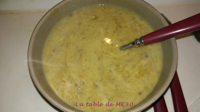 SOUPE VERTE AUX ÉPICES1