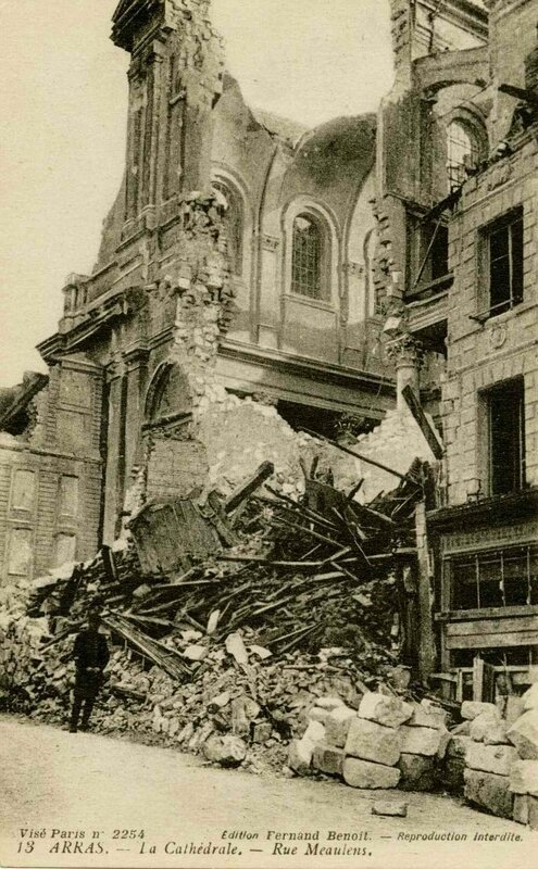 Arras cathédrale Rue Meaulens