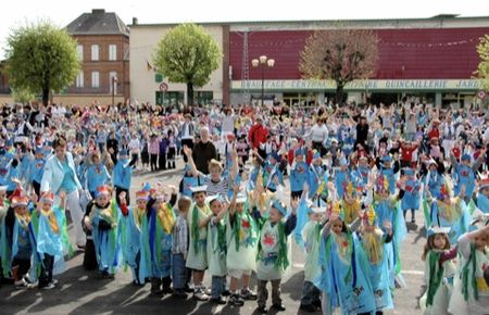 CARNAVAL_ECOLE_2010_vue_g_n_rale