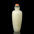 A greenish-white nephrite snuff bottle. <b>Possibly</b> <b>Imperial</b>, 1780-1850