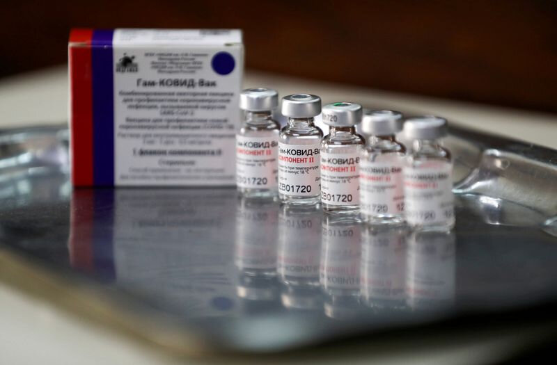 2021-02-02T125440Z_3_LYNXMPEH110TP_RTROPTP_0_HEALTH-CORONAVIRUS-RUSSIA-VACCINE_1