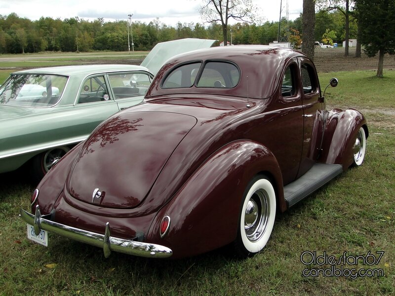 ford-5window-coupe-1937-02